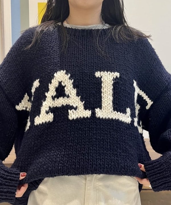 ミナミマリコさんの「BEAMS WOMEN｜WAREHOUSE & CO. / 別注 ステンシル13 Tシャツ」を使ったコーディネート