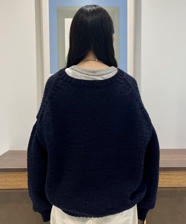 ミナミマリコさんの「BEAMS WOMEN｜WAREHOUSE & CO. / 別注 ステンシル13 Tシャツ」を使ったコーディネート