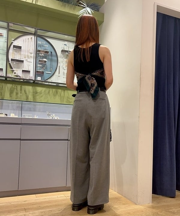 イトウミサキさんの「BEAMS WOMEN｜RBS / フェイクレザー ノット バッグ」を使ったコーディネート