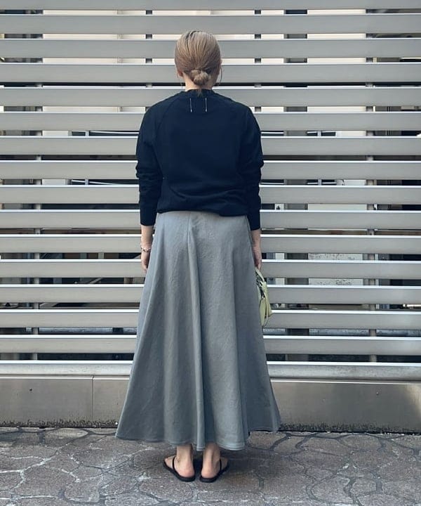 千田 静香さんの「BEAMS WOMEN｜GIANNI CHIARINI / ALIFA レザーショルダーバッグ S」を使ったコーディネート