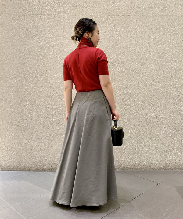 吉田　真実さんの「BEAMS WOMEN｜」を使ったコーディネート