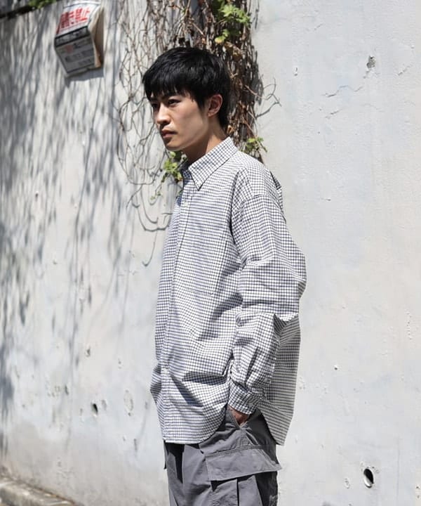 平柳 楓馬さんの「BEAMS WOMEN｜BEAMS / ビッグ 6ポケット カーゴパンツ」を使ったコーディネート