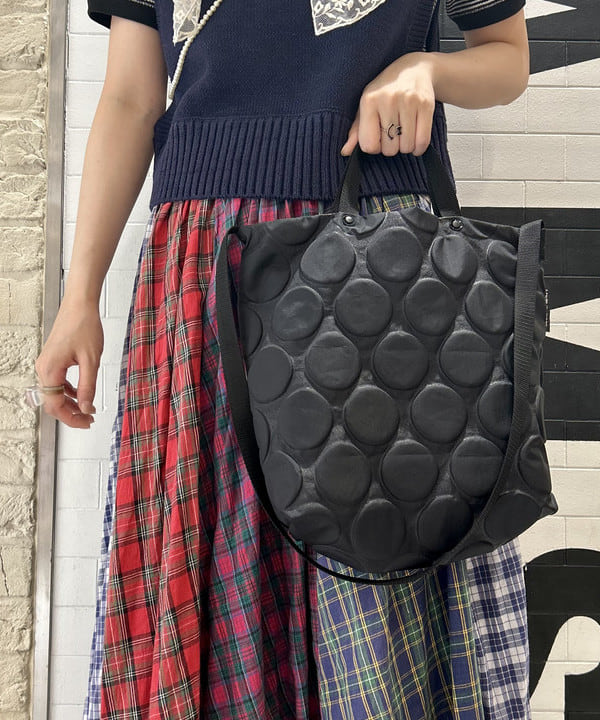 小原 もこさんの「BEAMS WOMEN｜BAG'n'NOUN &times; BEAMS BOY / 別注 ドット バッグ」を使ったコーディネート