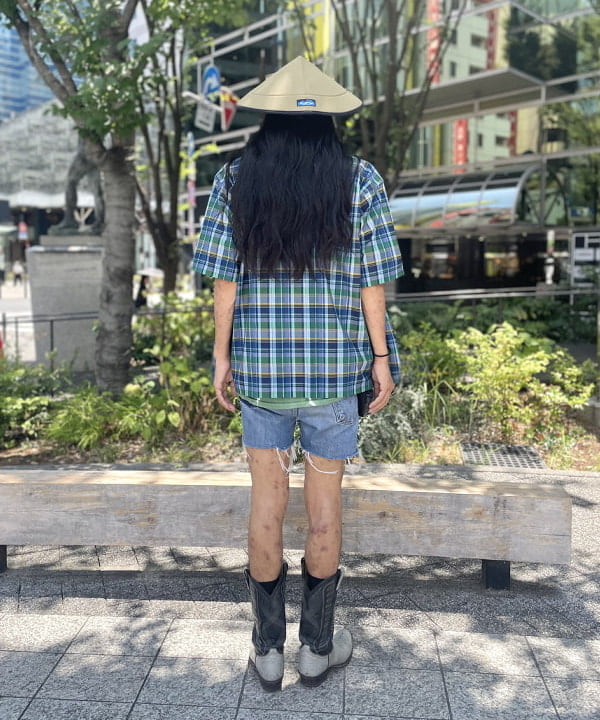 KOYO IKEDAさんの「BEAMS WOMEN｜BEAMS / ルーズフィット チェック オープンカラーシャツ」を使ったコーディネート