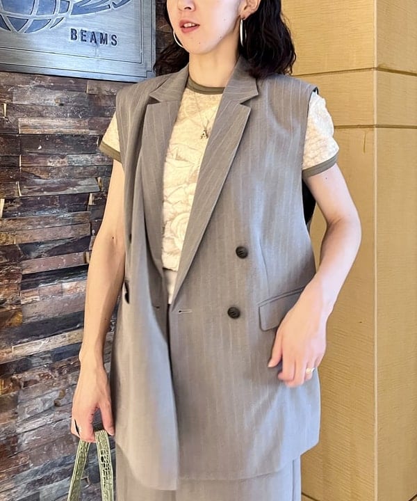 kigoさんの「BEAMS WOMEN｜Ray BEAMS / ピンストライプ  4ボタン ダブル ジレ」を使ったコーディネート