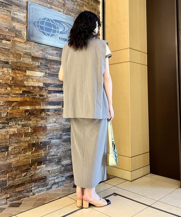 kigoさんの「BEAMS WOMEN｜Ray BEAMS / ピンストライプ  4ボタン ダブル ジレ」を使ったコーディネート