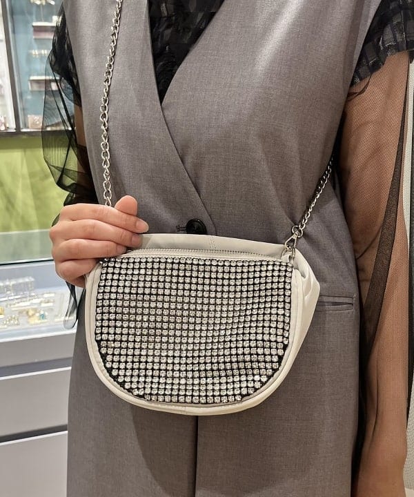 Yumenoさんの「BEAMS WOMEN｜Ray BEAMS / ライン ストーン バッグ」を使ったコーディネート