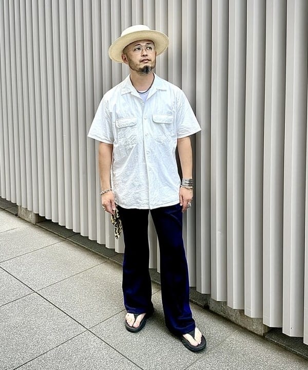 林 義人さんの「BEAMS PLUS / ピマコットン ショートスリーブ オープンカラー シャツ」を使ったコーディネート