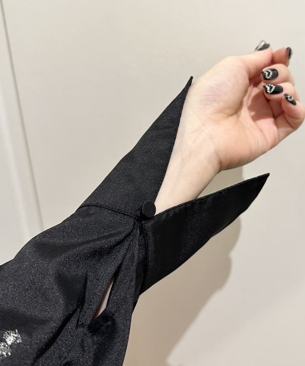 カワライさんの「BEAMS WOMEN｜Demi-Luxe BEAMS / ピンタック ダブルクロス パンツ」を使ったコーディネート