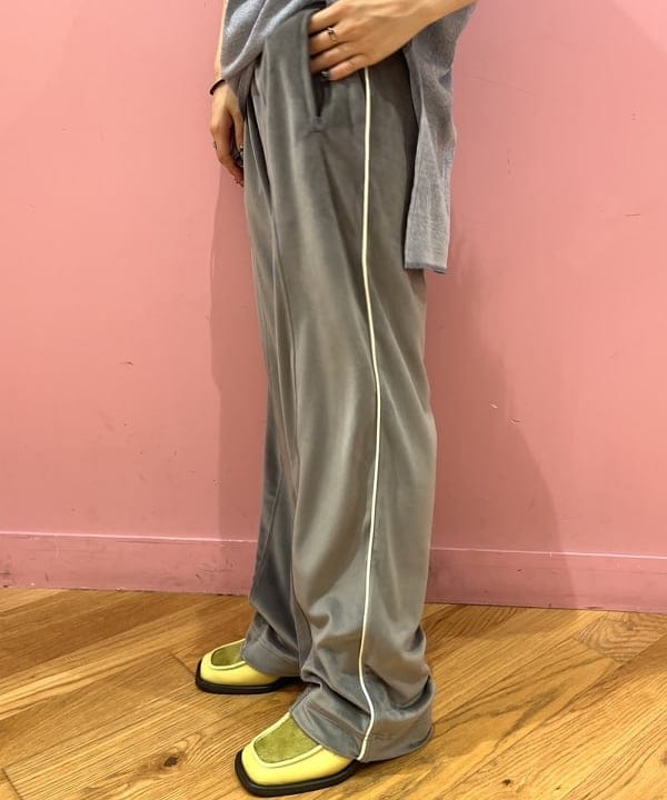 コスゲさんの「BEAMS WOMEN｜Ray BEAMS / ペニー ローファー ミュール」を使ったコーディネート