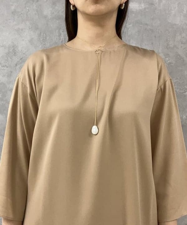 西村 章代さんの「BEAMS WOMEN｜jour couture &times; Demi-Luxe BEAMS / 別注 mirror ネックレス」を使ったコーディネート