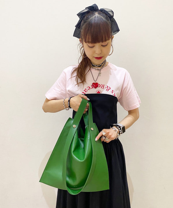 りかちょび/岸本梨佳さんの「BEAMS WOMEN｜BEAURE × Ray BEAMS / 別注 2WAY バッグ」を使ったコーディネート