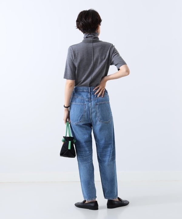 SANOさんの「BEAMS WOMEN｜Demi-Luxe BEAMS / スムースレザー ローファー」を使ったコーディネート