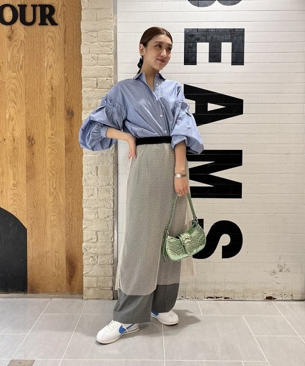 ちりこさんの「BEAMS WOMEN｜Ray BEAMS / タック バルーンスリーブ シャツ」を使ったコーディネート