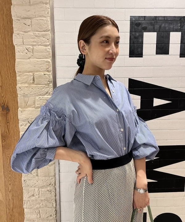 ちりこさんの「BEAMS WOMEN｜Ray BEAMS / タック バルーンスリーブ シャツ」を使ったコーディネート