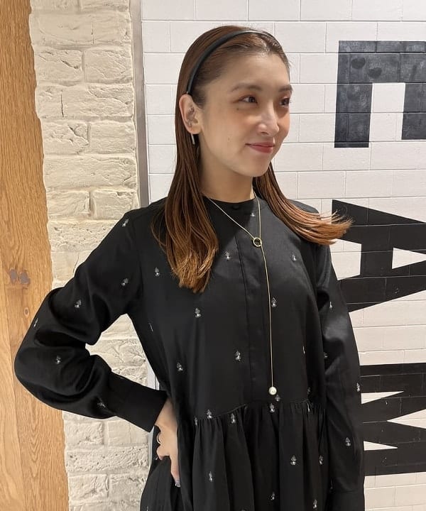 ちりこさんの「BEAMS WOMEN｜Ray BEAMS / ラメ ブーツ」を使ったコーディネート