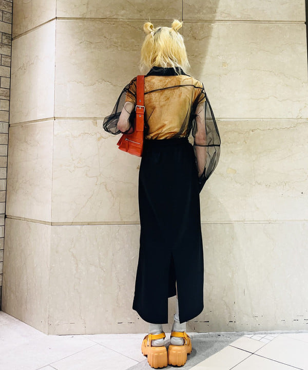 ひるてぃさんの「BEAMS WOMEN｜Ray BEAMS / サイドライン ジャージ スカート」を使ったコーディネート