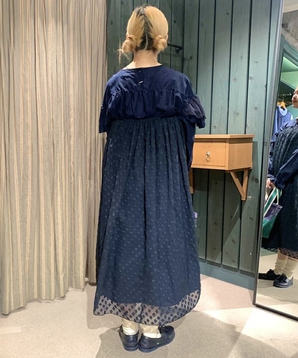 MATSUMOTO AMIさんの「BEAMS WOMEN｜ラップ プリーツ スカート」を使ったコーディネート