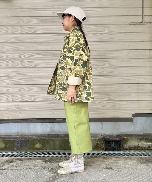 おとむさんの「BEAMS WOMEN｜【別注】WAREHOUSE & CO. / ステンシル13 Tシャツ」を使ったコーディネート
