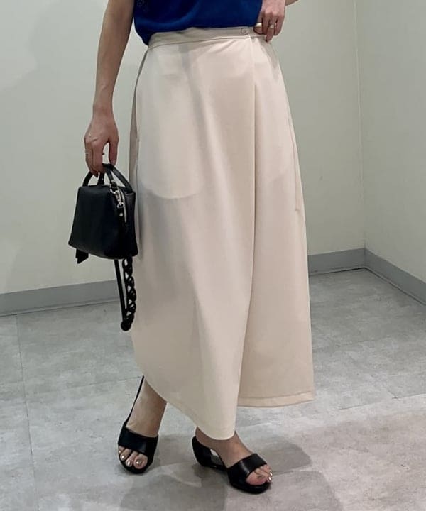 関 桂子さんの「BEAMS WOMEN｜GIANNI CHIARINI / ALIFA レザーショルダーバッグ S」を使ったコーディネート