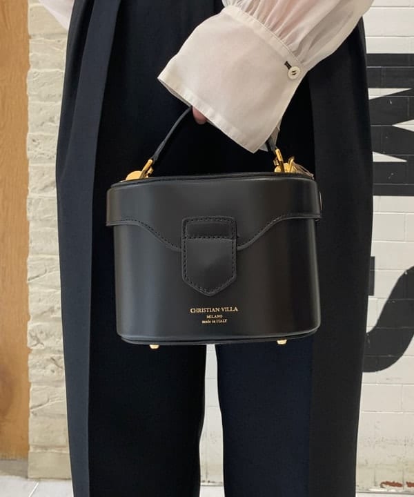 坂本 涼花さんの「BEAMS WOMEN｜オーガンジー リボンブラウス」を使ったコーディネート