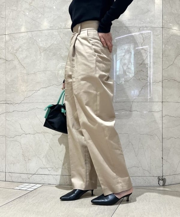 篠崎 香月さんの「BEAMS WOMEN｜」を使ったコーディネート