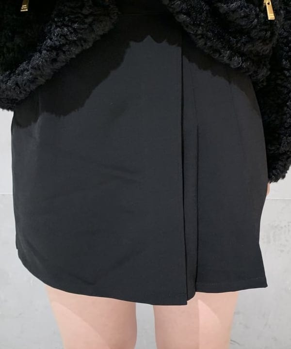 前田 優衣さんの「BEAMS WOMEN｜【WEB限定】TATRAS / IPAMA ボア フードジャケット」を使ったコーディネート