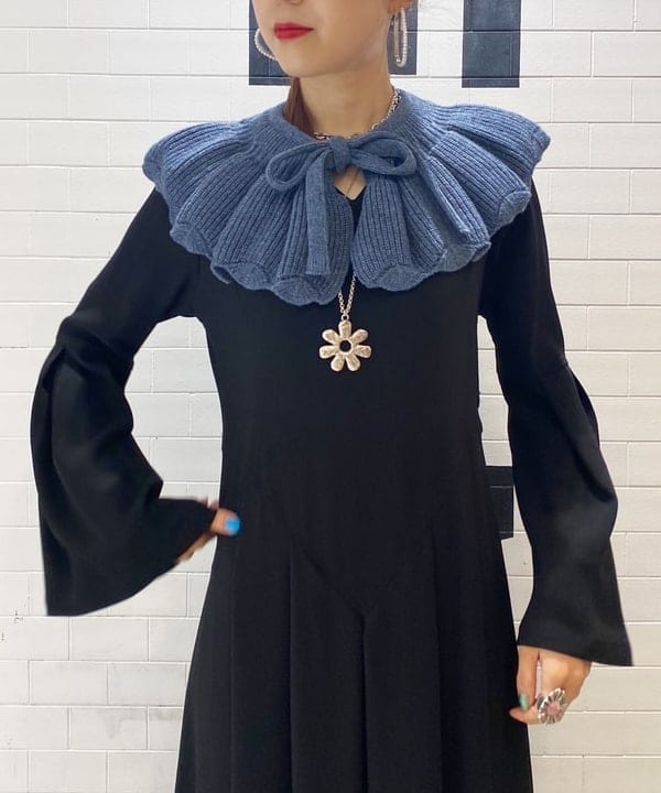 りかちょび/岸本梨佳さんの「BEAMS WOMEN｜Otro Accesorio / フラワー リング」を使ったコーディネート