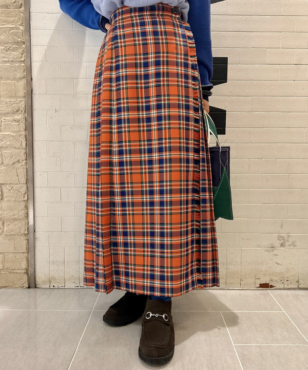 小原 もこさんの「BEAMS WOMEN｜L.L.Bean / Deep Bottom Deluxe Boat and Tote S」を使ったコーディネート