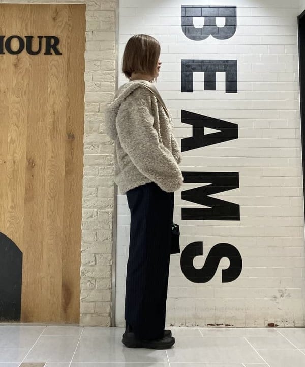 CHIHIROさんの「BEAMS WOMEN｜【WEB限定】TATRAS / IPAMA ボア フードジャケット」を使ったコーディネート