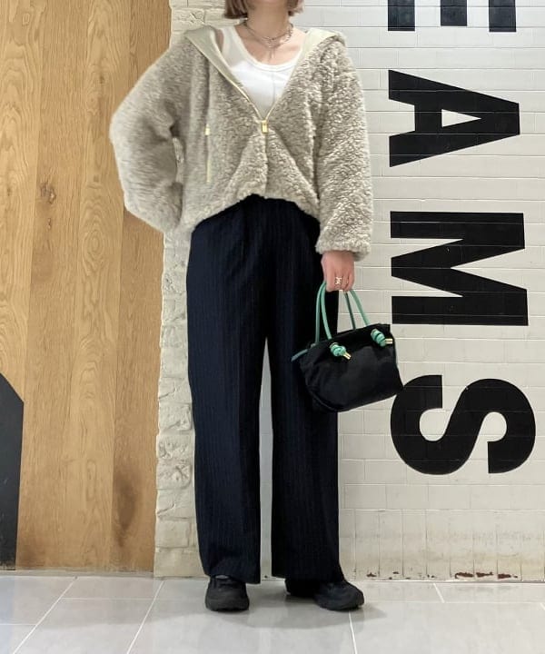 CHIHIROさんの「BEAMS WOMEN｜【WEB限定】TATRAS / IPAMA ボア フードジャケット」を使ったコーディネート