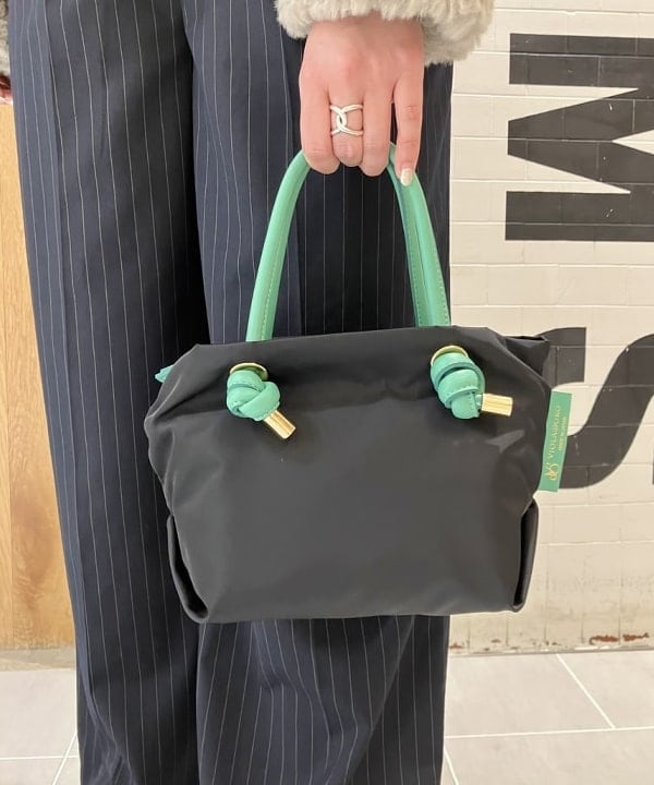 CHIHIROさんの「BEAMS WOMEN｜【WEB限定】TATRAS / IPAMA ボア フードジャケット」を使ったコーディネート