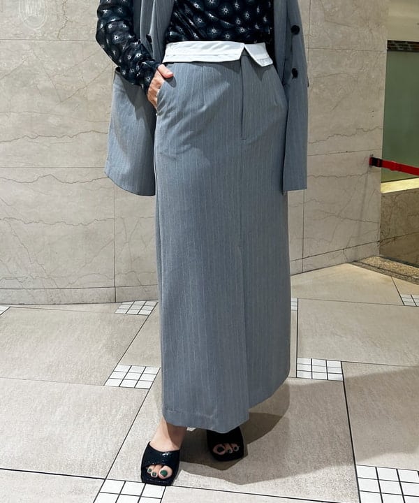 川口 恵さんの「BEAMS WOMEN｜Ray BEAMS / ピンストライプ  4ボタン ダブル ジレ」を使ったコーディネート