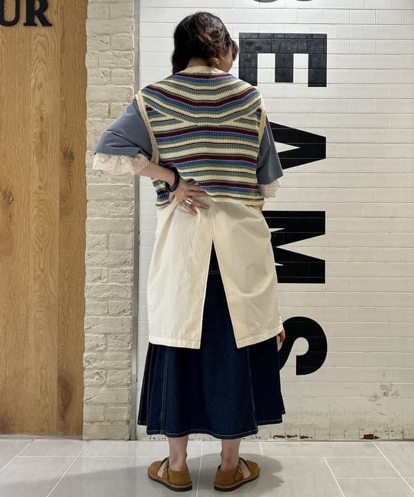 小原 もこさんの「BEAMS WOMEN｜ラップ プリーツ スカート」を使ったコーディネート