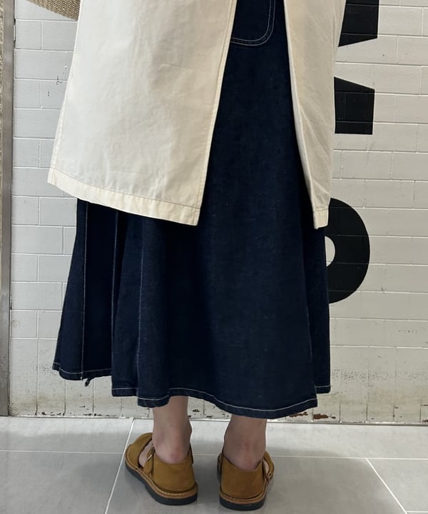 小原 もこさんの「BEAMS WOMEN｜ラップ プリーツ スカート」を使ったコーディネート