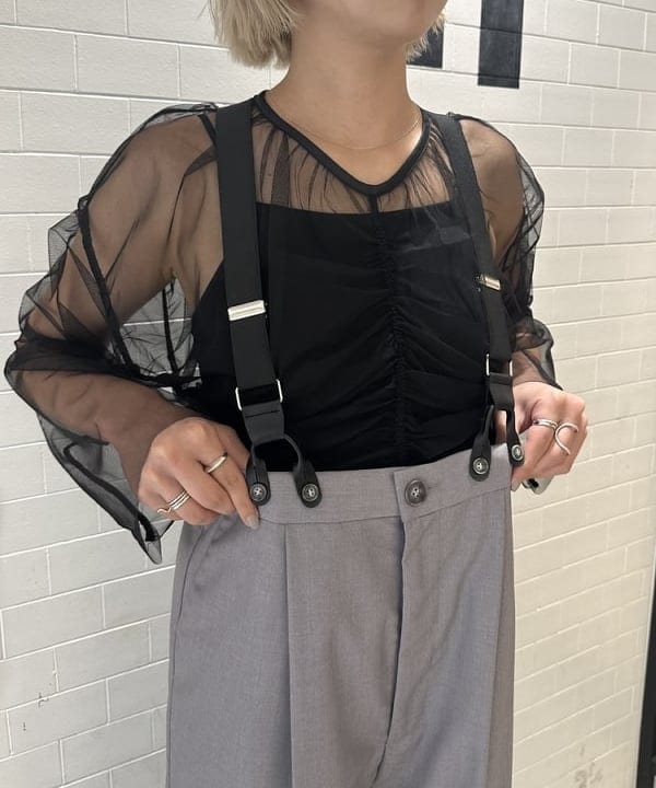 Nagumo Yukiさんの「BEAMS WOMEN｜Ray BEAMS / ビッグ シルエット サスペンダー付き パンツ」を使ったコーディネート