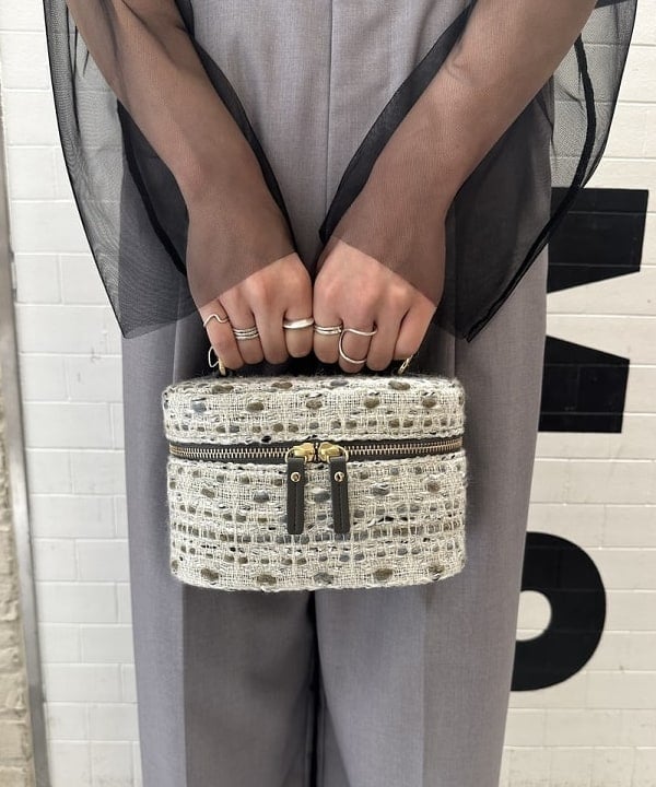 Nagumo Yukiさんの「BEAMS WOMEN｜Ray BEAMS / ビッグ シルエット サスペンダー付き パンツ」を使ったコーディネート