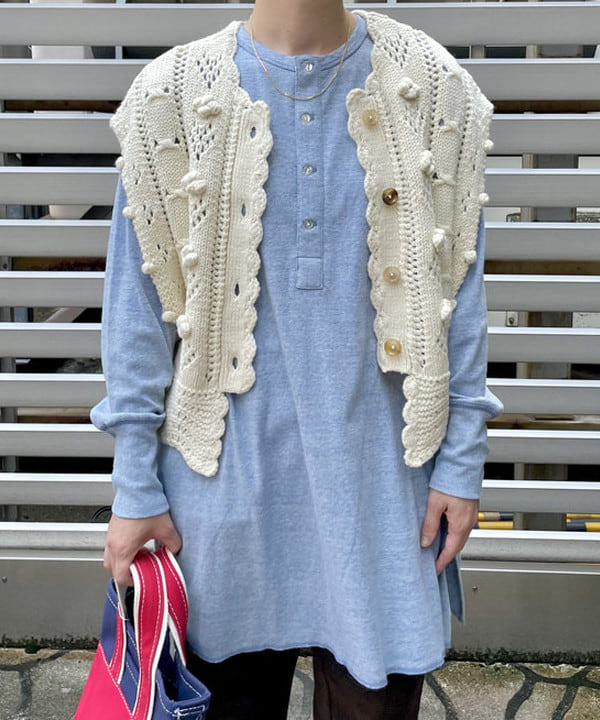 コウリキ　マミさんの「BEAMS WOMEN｜L.L.Bean × BEAMS PLUS ＆ BEAMS BOY / Deep Bottom Deluxe Boat and Tote Mini」を使ったコーディネート