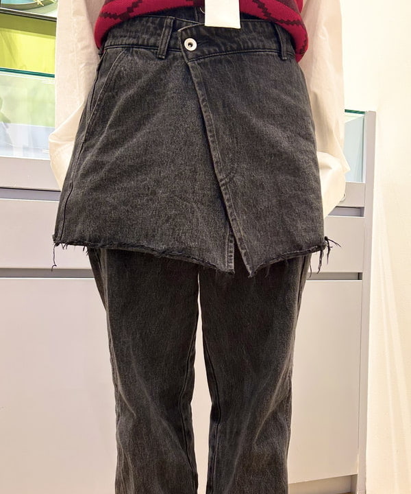 オカベ　アヤカさんの「BEAMS WOMEN｜Ray BEAMS / ラメ ブーツ」を使ったコーディネート