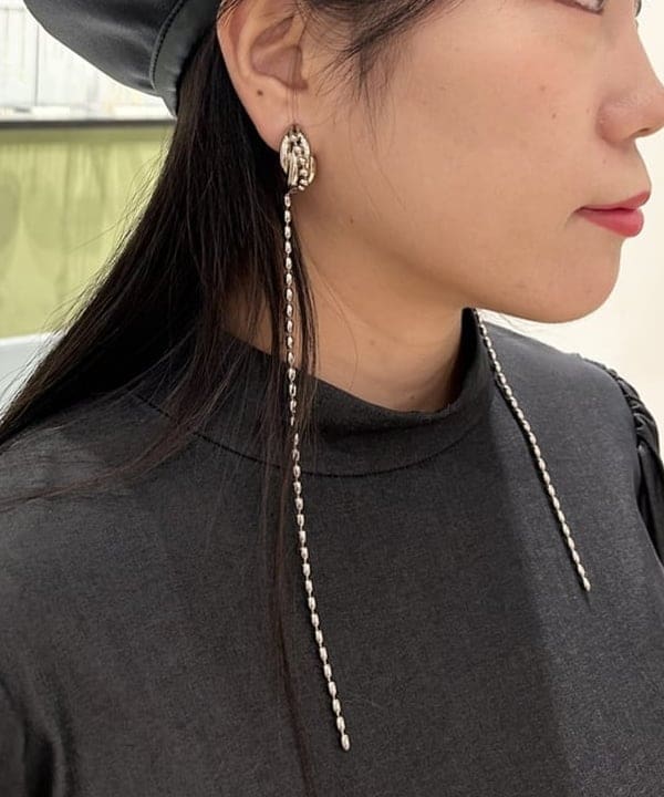 オカベ　アヤカさんの「BEAMS WOMEN｜RBS / キリカエ パイピング ワンピース」を使ったコーディネート