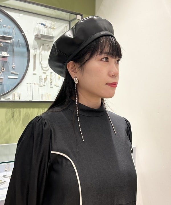 オカベ　アヤカさんの「BEAMS WOMEN｜RBS / キリカエ パイピング ワンピース」を使ったコーディネート