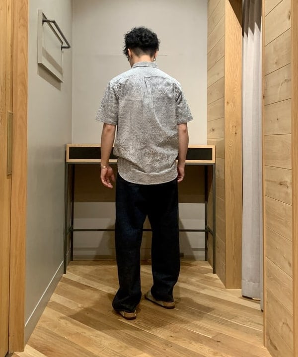 くりちゃんさんの「BEAMS WOMEN｜BEAMS PLUS / B.D. Pullover Short Sleeve Indigo Seersucker」を使ったコーディネート