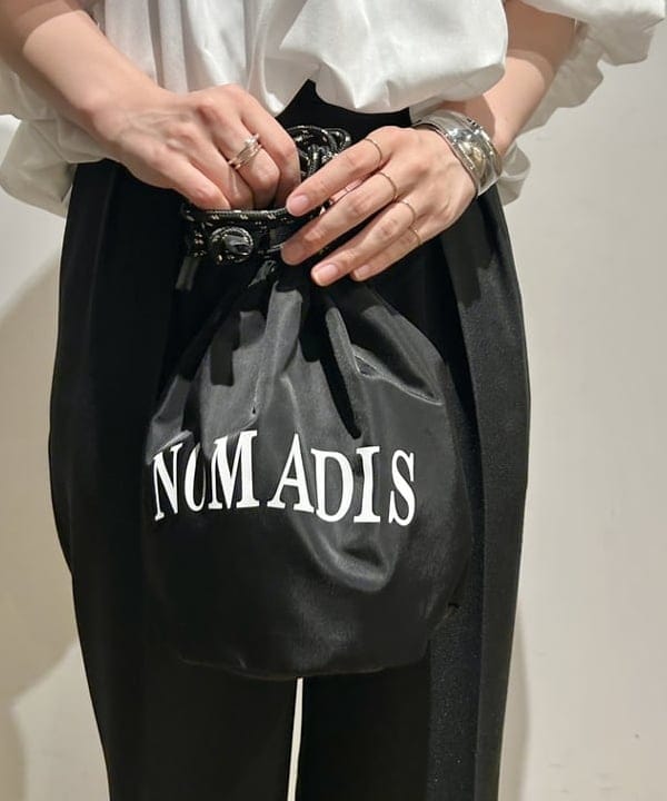 佐藤 美樹さんの「BEAMS WOMEN｜jour couture / mirror.02 イヤリング」を使ったコーディネート