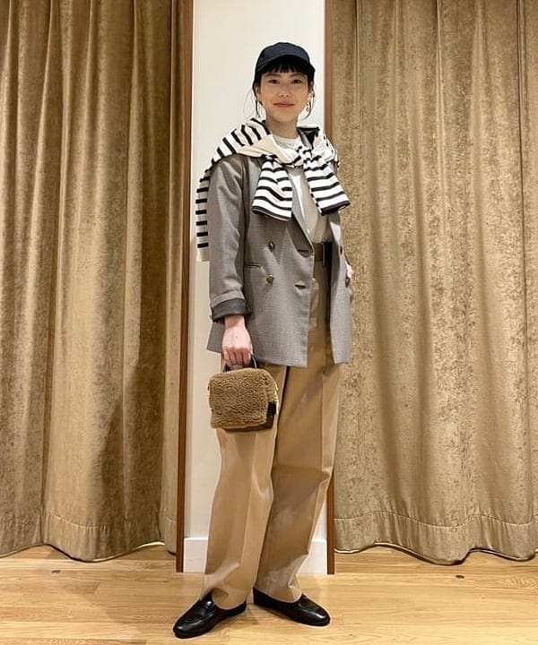 Ichika Hondaさんの「BEAMS WOMEN｜AUBERGE × Demi-Luxe BEAMS / 別注 BIG CHARLOTTE ボーダーカットソー」を使ったコーディネート