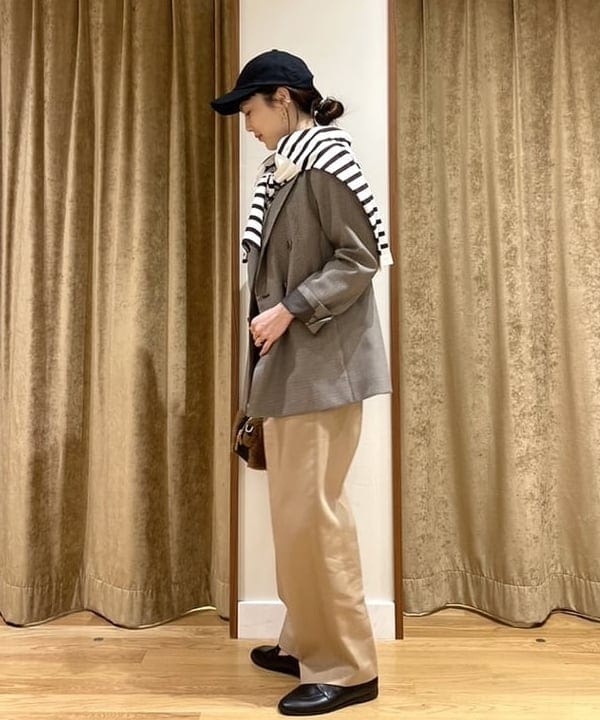 Ichika Hondaさんの「BEAMS WOMEN｜AUBERGE × Demi-Luxe BEAMS / 別注 BIG CHARLOTTE ボーダーカットソー」を使ったコーディネート