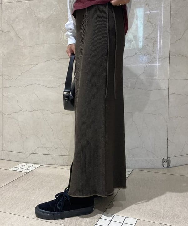 吉田 花さんの「BEAMS WOMEN｜」を使ったコーディネート