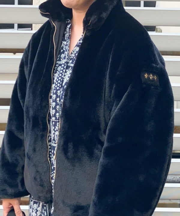 藤井 裕実子さんの「BEAMS WOMEN｜TATRAS / BARBRA ボアブルゾン」を使ったコーディネート