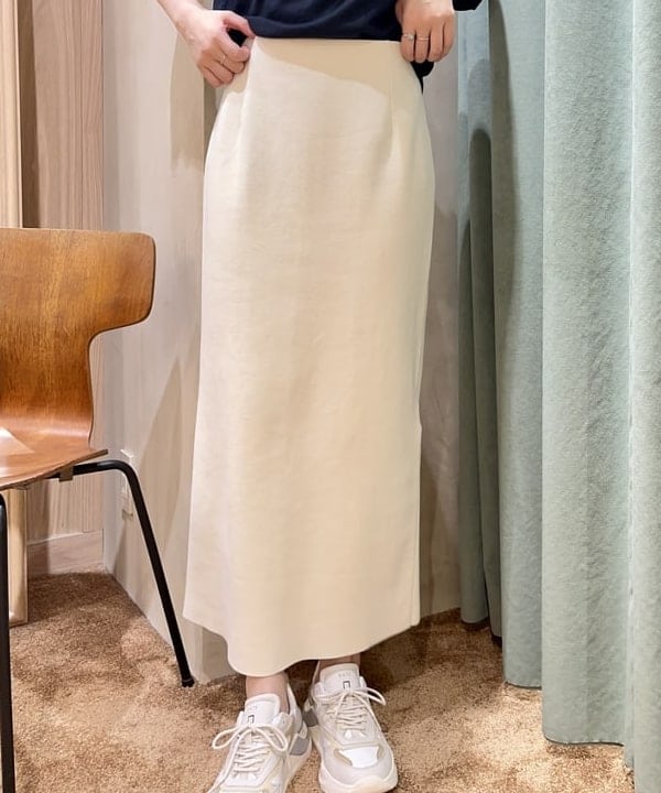 山田 千遥さんの「BEAMS WOMEN｜シンプル タイト ニットスカート .M.」を使ったコーディネート
