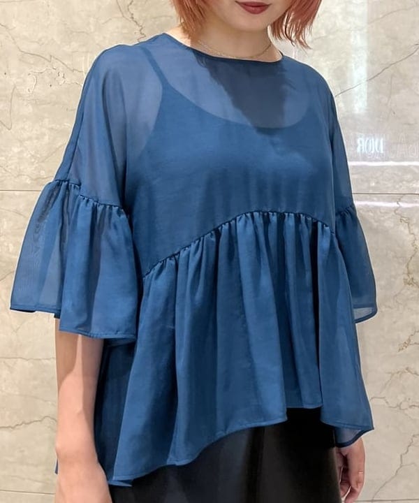 篠崎 香月さんの「BEAMS WOMEN｜GIANNI CHIARINI / ALIFA レザーショルダーバッグ S」を使ったコーディネート