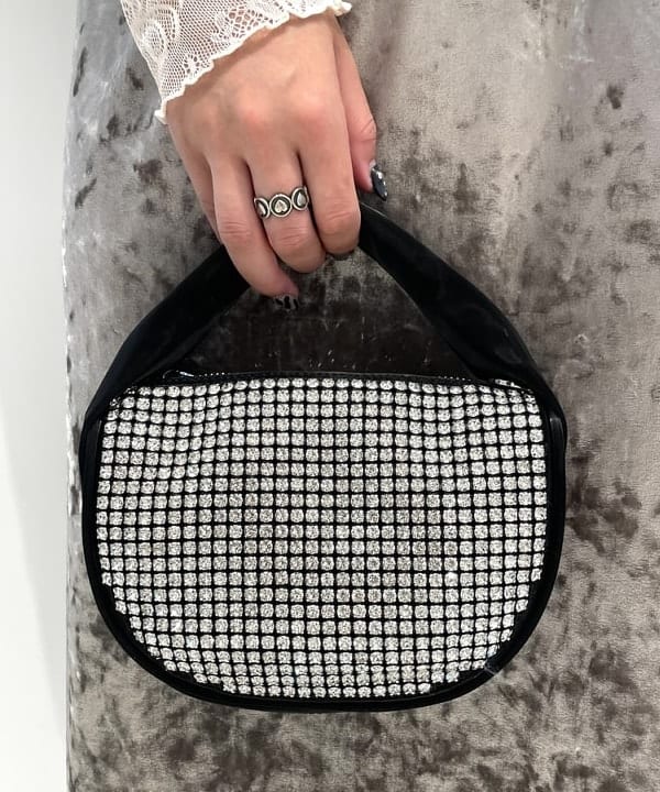 松本 佳菜子さんの「BEAMS WOMEN｜Ray BEAMS / アンクルストラップ パンプス」を使ったコーディネート